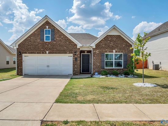 114 Emma Grace Ln, New Market, AL 35761