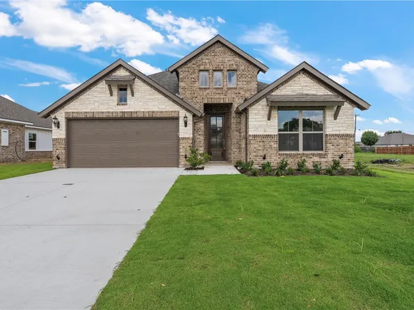 409 Geyser Trl, Mc Gregor, TX 76657