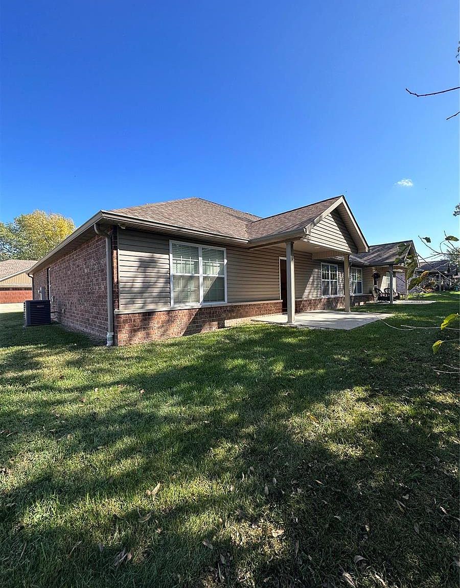 516 Windsor Ln, Farmington, MO 63640 Zillow