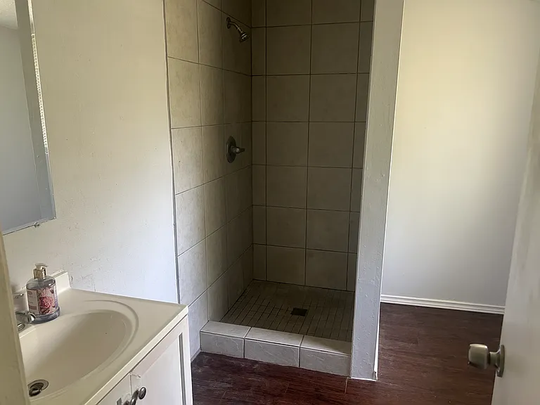 308 Ash St — Photo 6