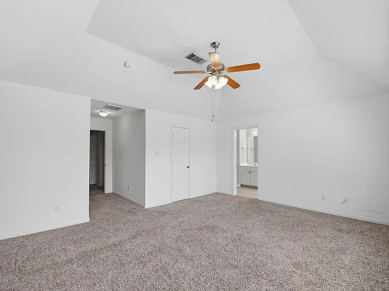 5227 Brinkman Ct — Photo 16