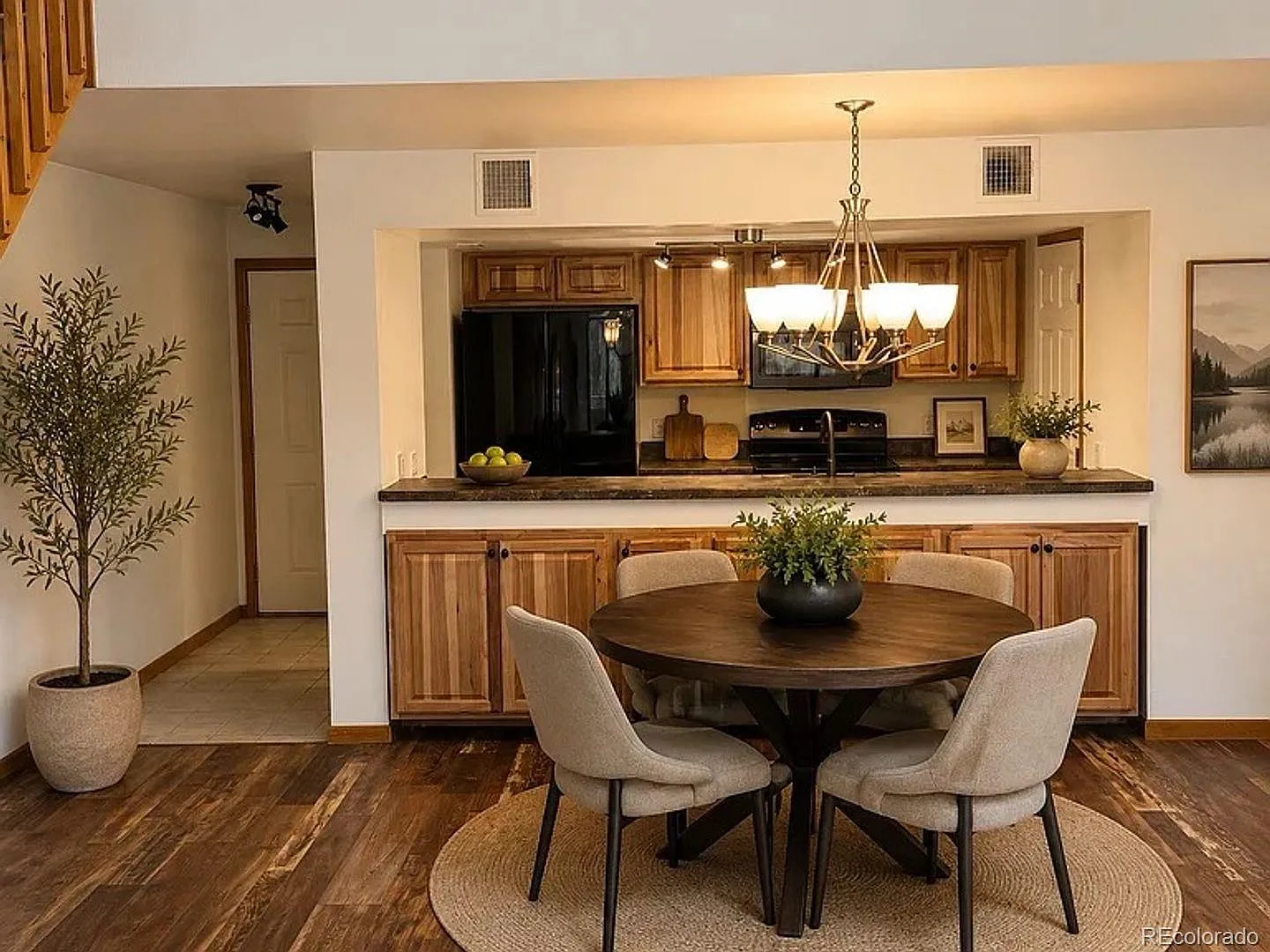 2 bed, 3.0 bath, 1541 sqft, $3,595 — Photo 3