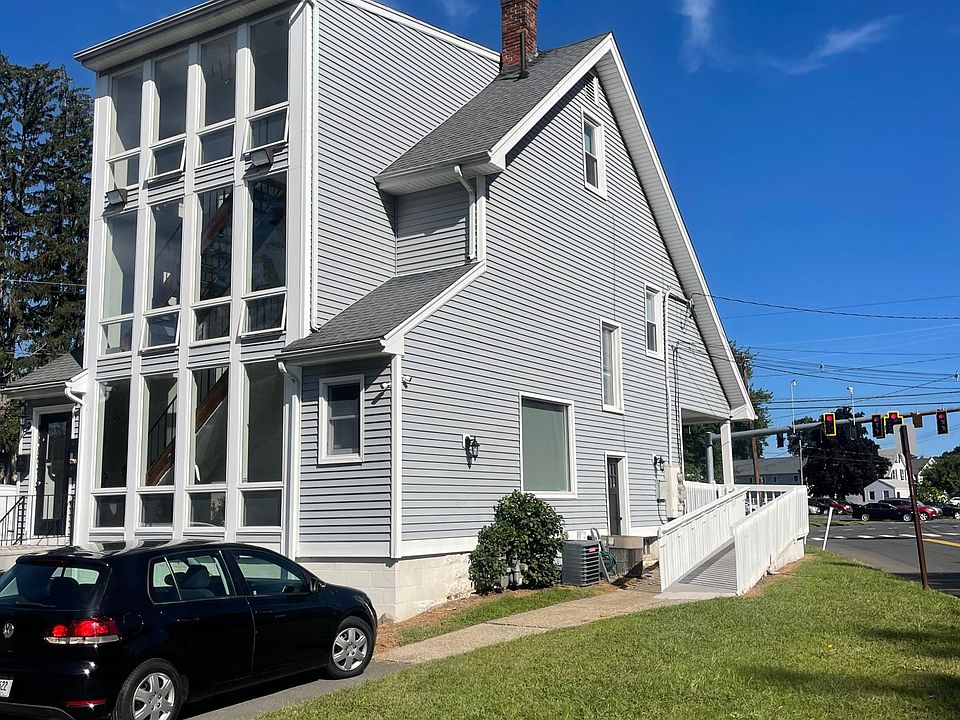 1st image of 322 East St #B