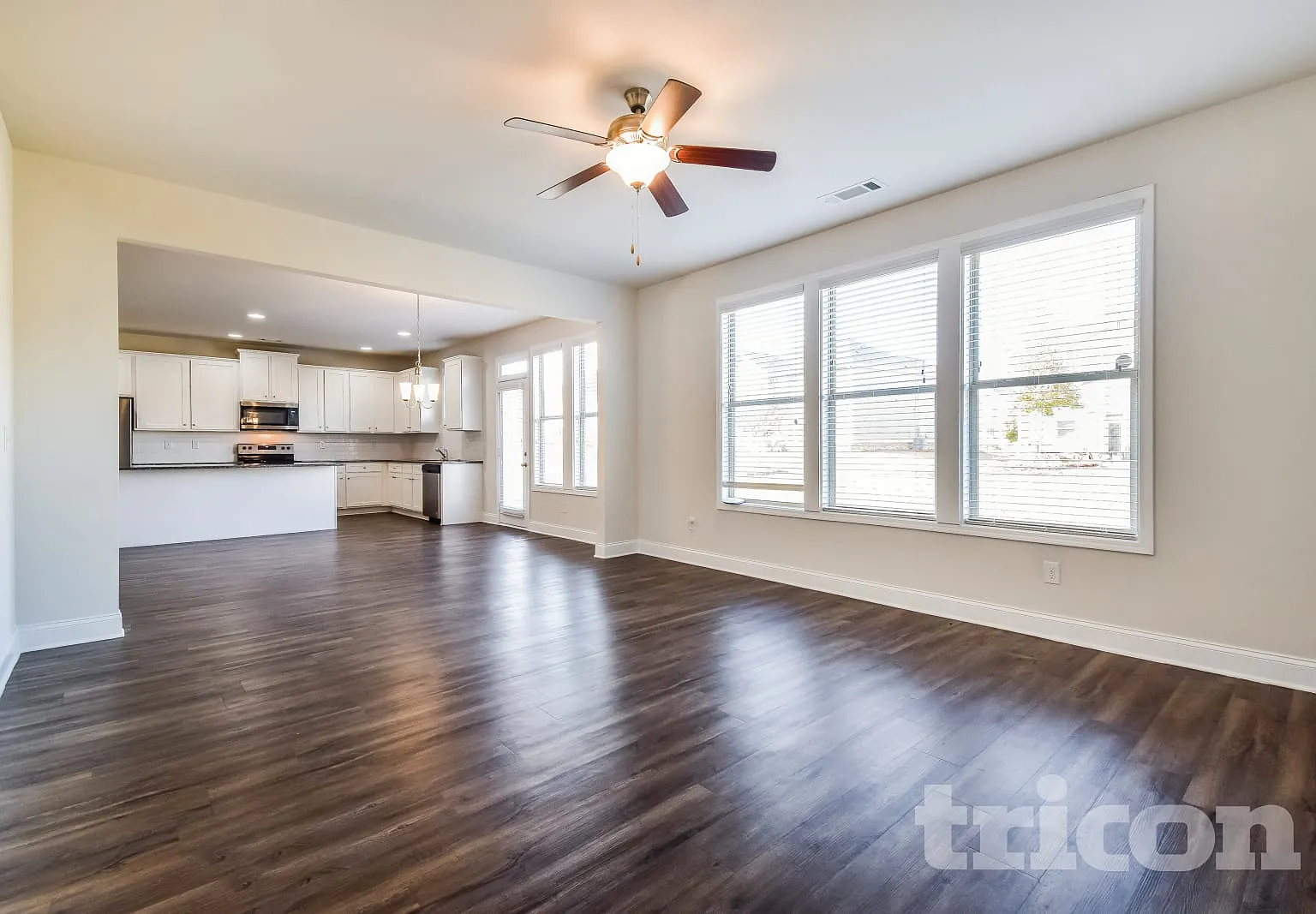 4392 Bella View Dr Snellville GA — Photo 1