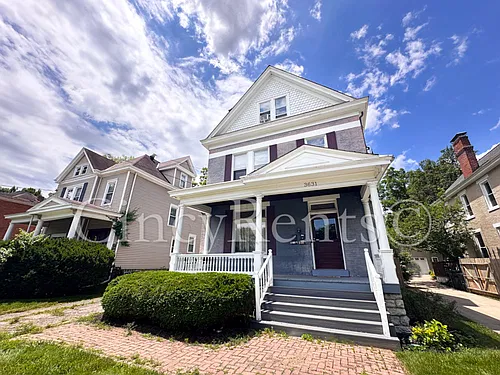 3631 Edwards Road 1- 1bd 1ba 900sqft - laundry - parking- 3 season Room- Hyde Park at Hyde Park — Photo 1