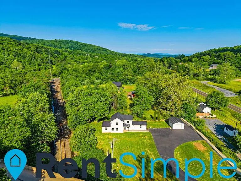 1825 Fiery Run Rd — Photo 49