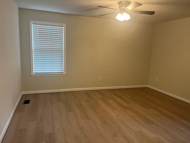 11 Ebony Ct — Photo 13