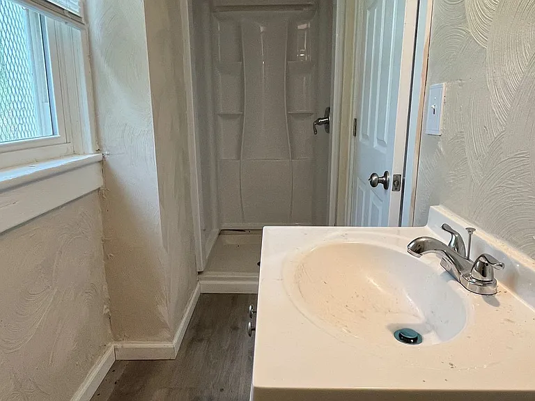 2402 Clifton St NW — Photo 15
