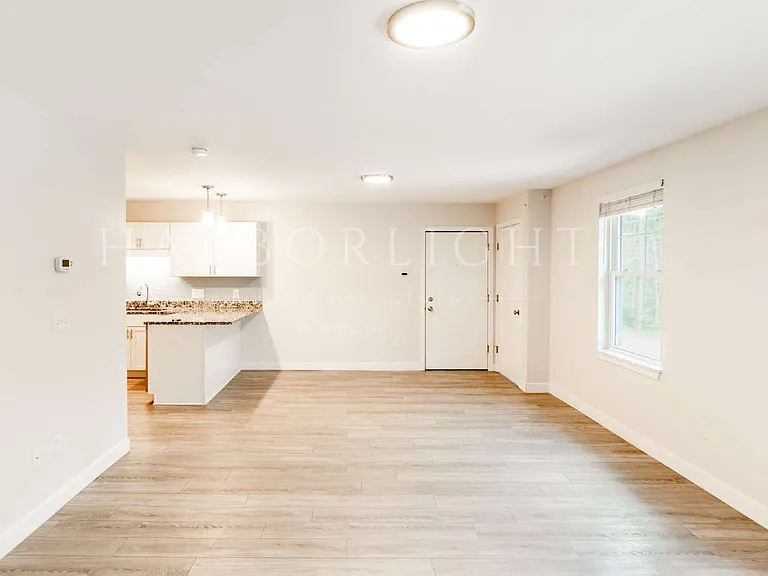 37 Mill Commons Dr #227 — Photo 9