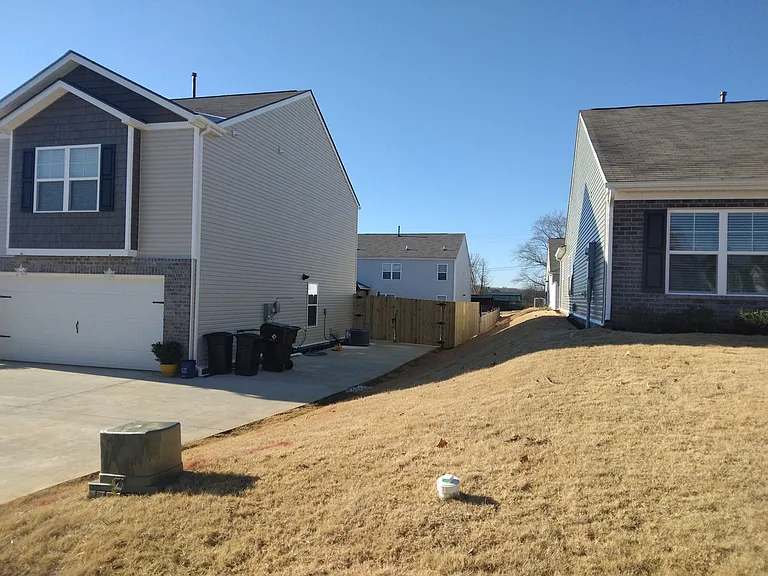 220 Greene Ln — Photo 25