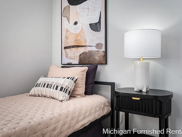 4322 Pine Forest Blvd NE #11 — Photo 22