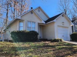 4102 King Edward Ct, Greensboro, NC 27455