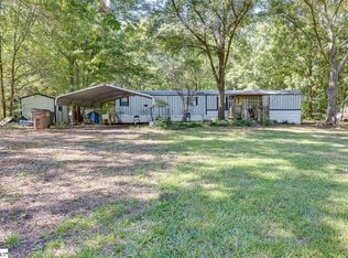 121 Lombarley Rd, Gray Court, SC 29645