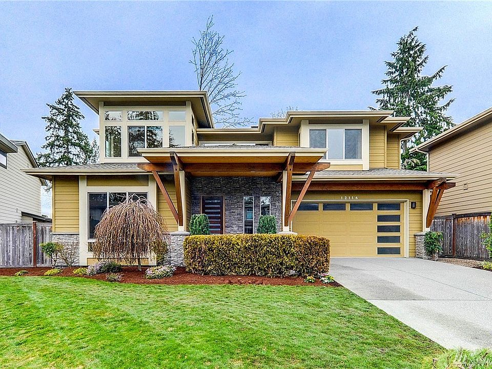 1st image of 12116 NE 106th Pl