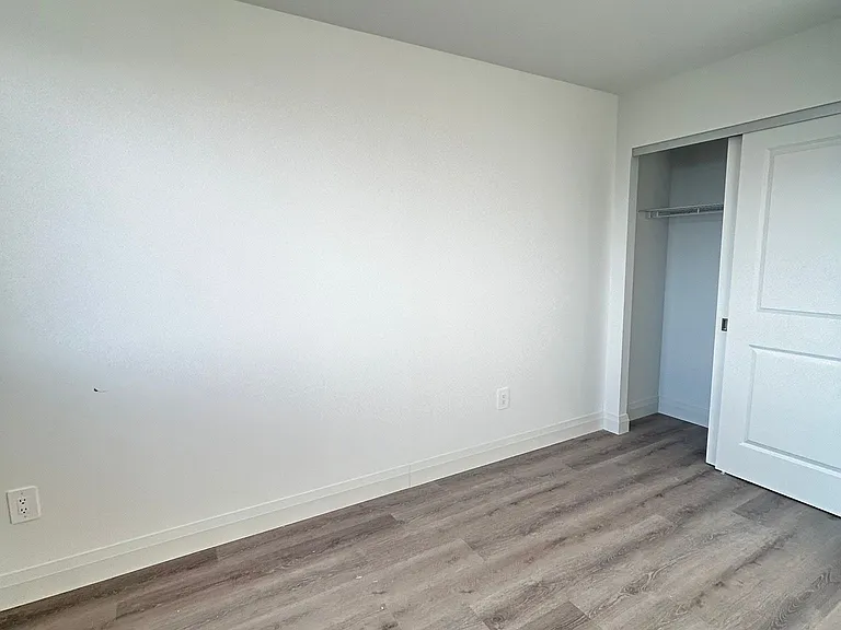 1333 Weber St E #905 — Photo 21