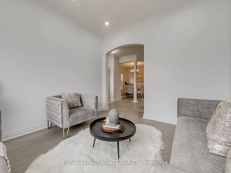928 Philbrook Dr — Photo 8