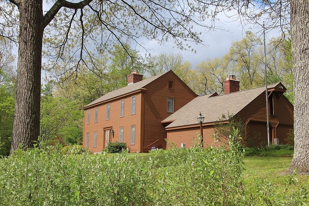 490 Lancaster Ave, Lunenburg, MA 01462 Zillow