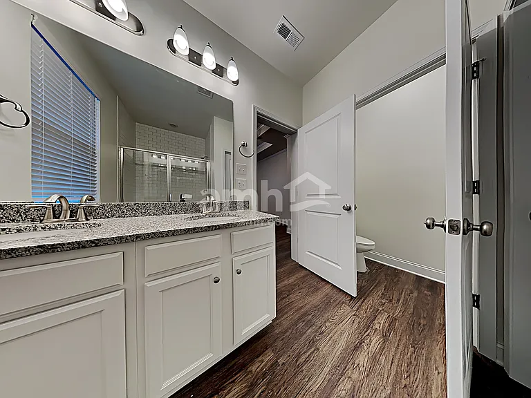 5280 Hudson Valley Dr — Photo 16