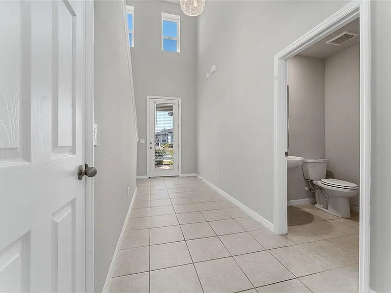 3085 Bella Vista Dr — Photo 12