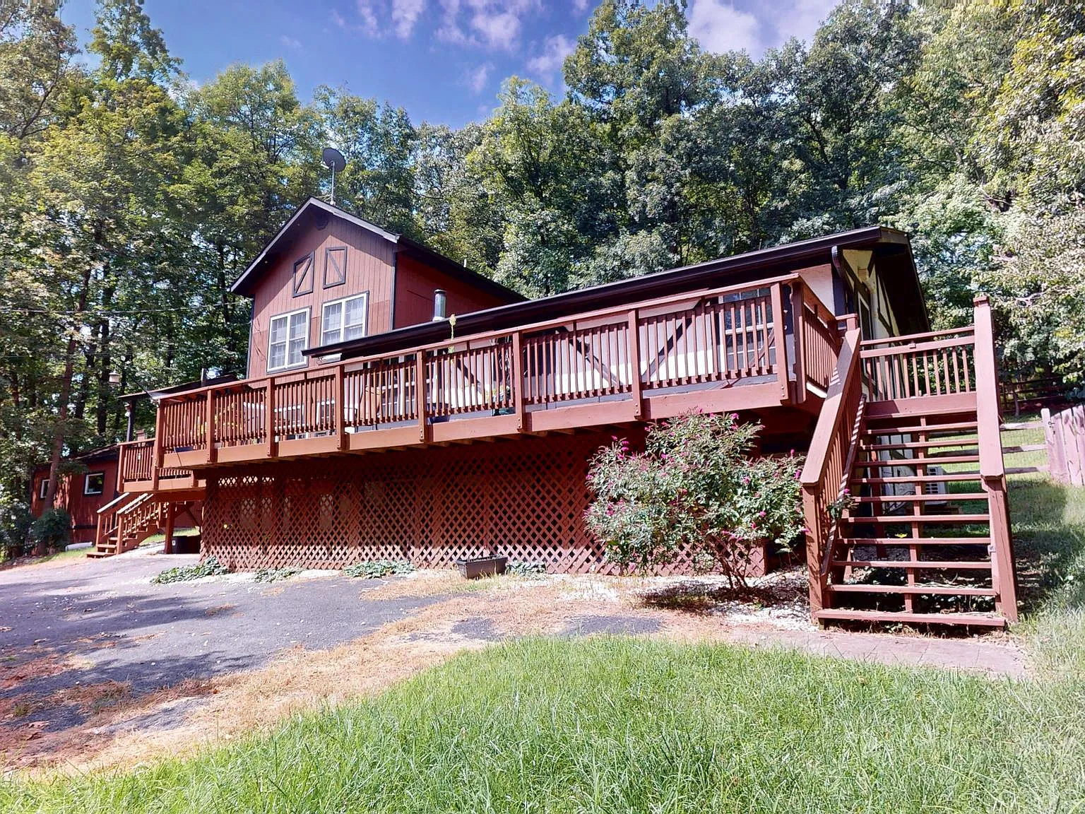3 bed, 1600 sqft, $3,900 — Photo 3