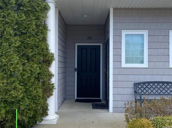 105 Okeefe #105, Oakdale, NY 11769