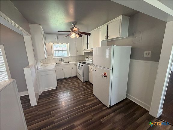4th image of 602 E Rosebud Ave