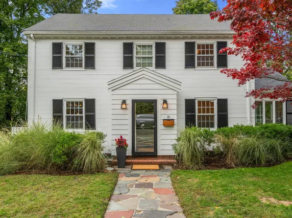 11 Tennyson Rd, Newton, MA 02465