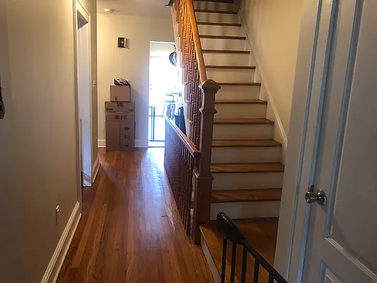 Rented by Metropolis International Realty Inc. | media 8