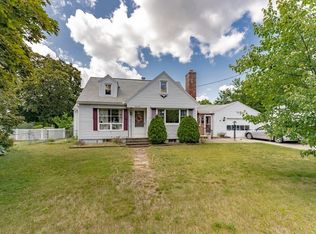 112 Chateaugay St, Chicopee, MA 01020