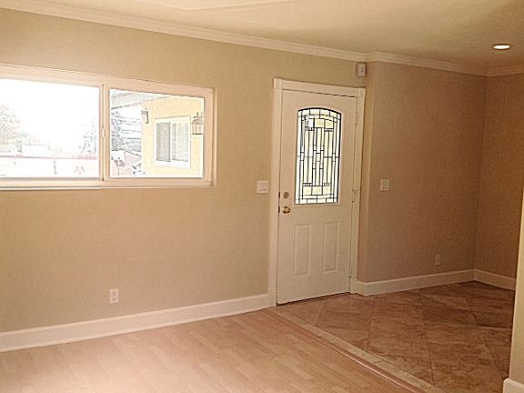5th image of 537 Porter St APT C