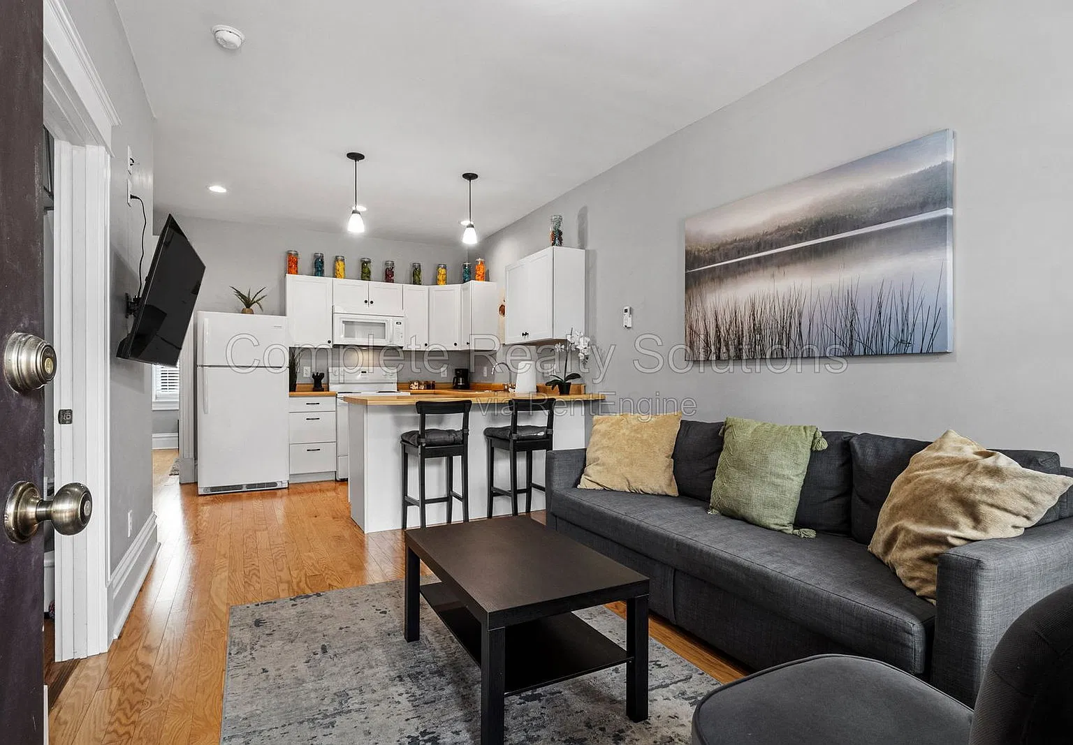 1 bed, 1.0 bath, 675 sqft, $799 — Photo 1
