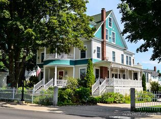 27 Shore Rd, Cape Neddick, ME 03907