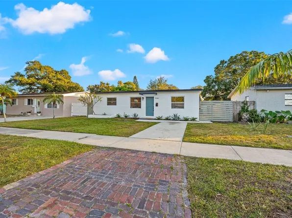 1536 55th Ave N, Saint Petersburg, FL 33703