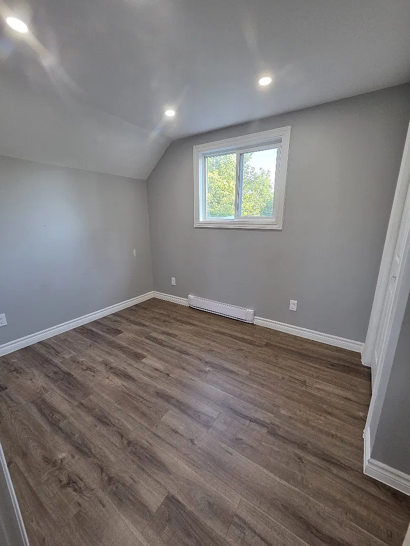 1 bed, $1,100 — Photo 2