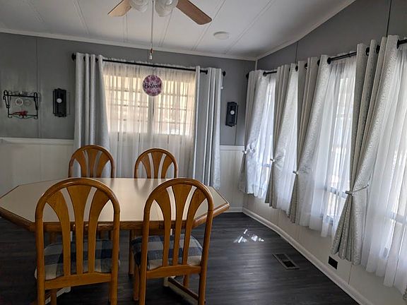 5th image of 2470 Apple Blossom Ln