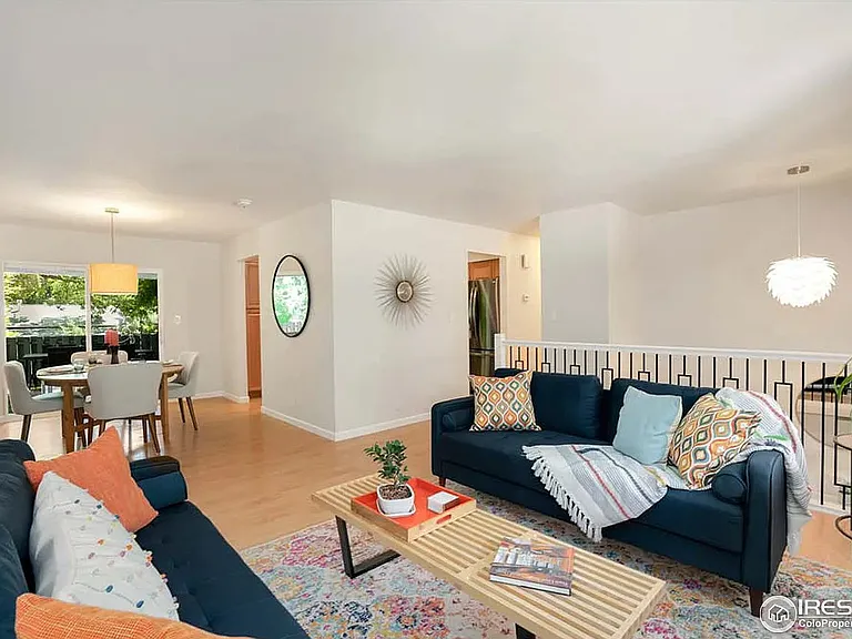 1304 Constitution Ave — Photo 17