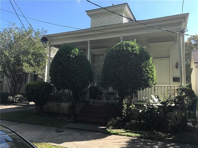 1st image of 711 Fern St