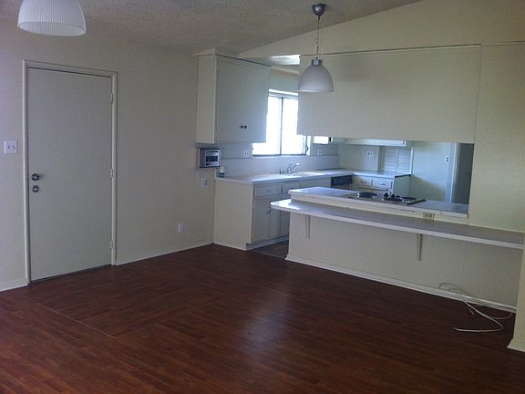 4th image of 14440 S Budlong Ave APT E