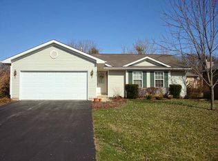 415 Staffordshire Dr NE, Poplar Grove, IL 61065