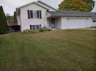 639 Canton St N, Prescott, WI 54021