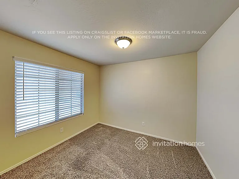 10513 W Alvarado Rd — Photo 14