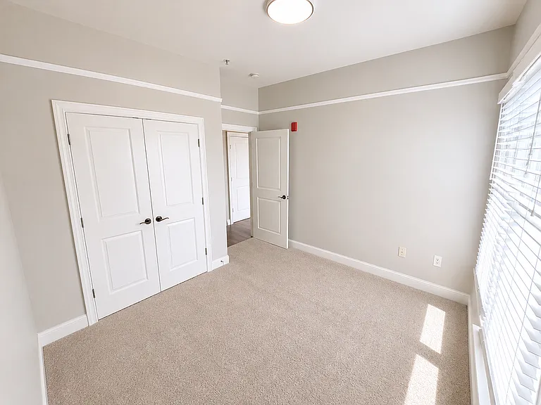 1015 Fatherland St #311 — Photo 9