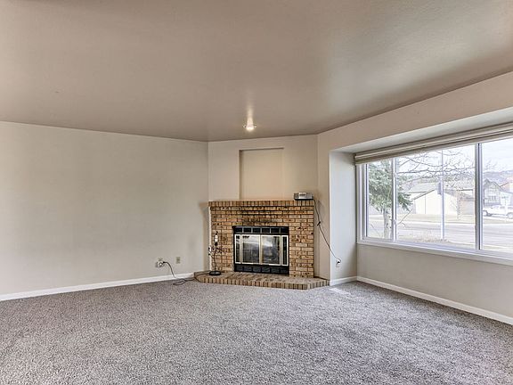 4th image of 2524 Yorkshire St