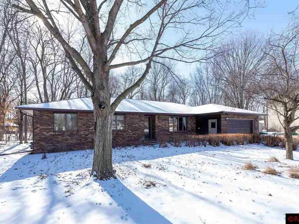 19 Partridge Pl, North Mankato, MN 56003