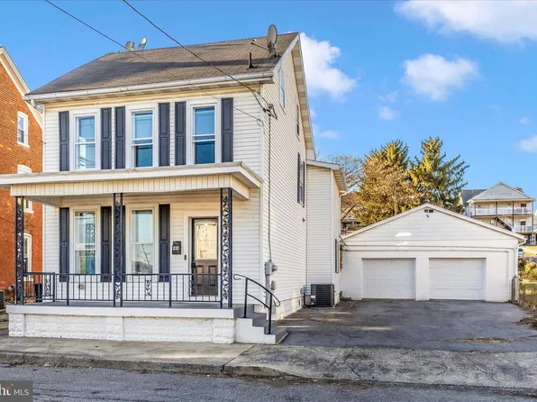 148 Hamilton Ave, Waynesboro, PA 17268