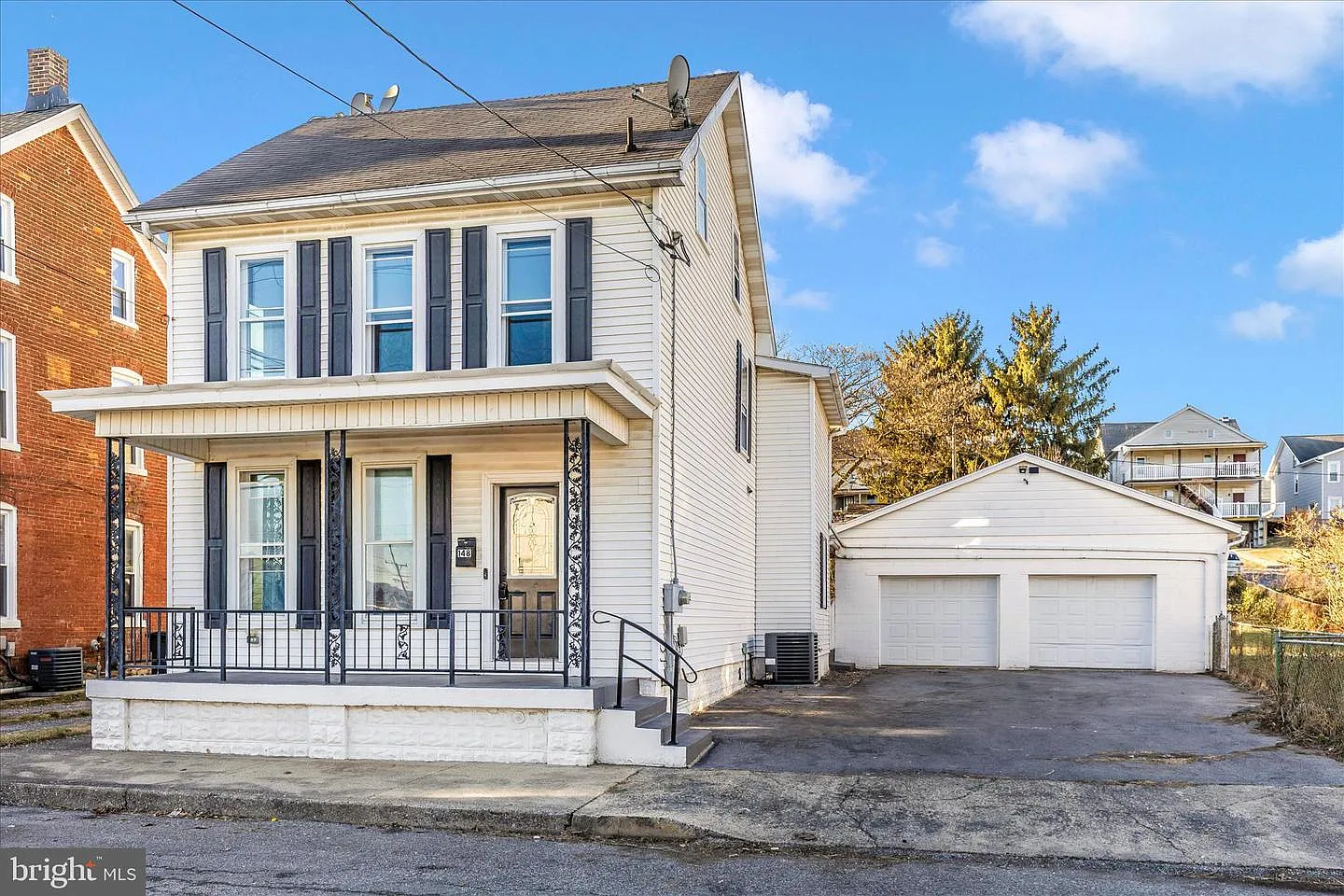 148 Hamilton Ave photo 1