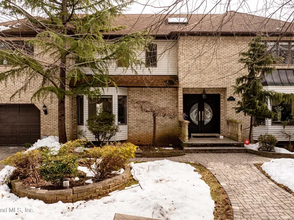 146 Halpin Ave, Staten Island, NY 10312