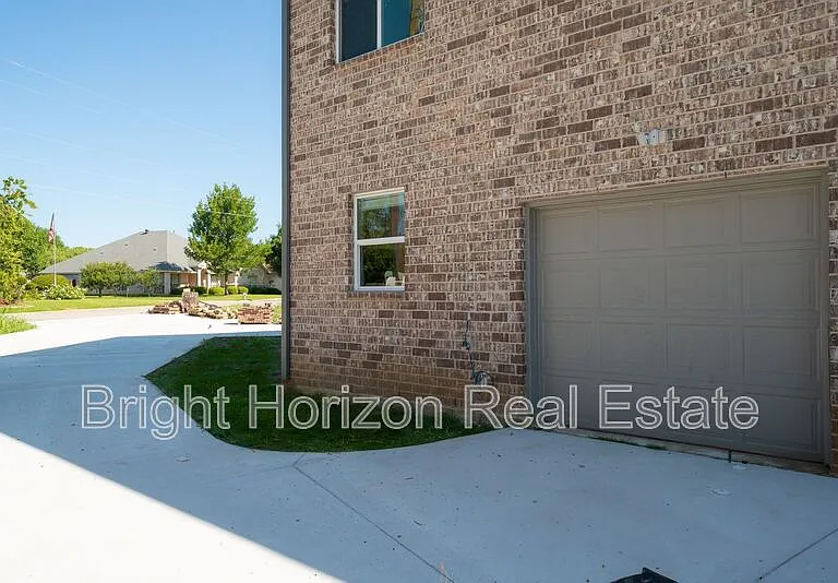 6506 Park Place Dr — Photo 3
