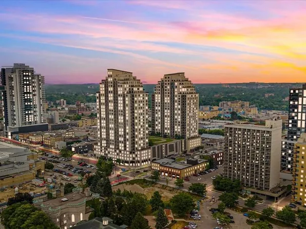 330 Ridout St N Unit 1902, London, ON N6A 0A7
