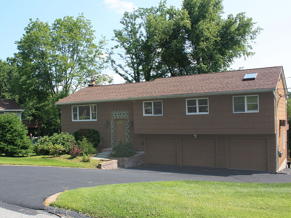 1st image of 3540 Tulip Dr